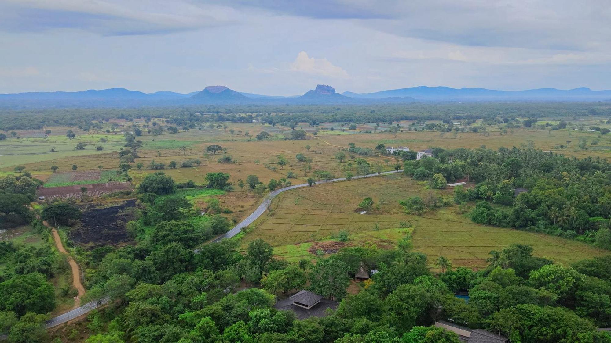 Kassapa Lions Rock Sigiriya Exterior foto